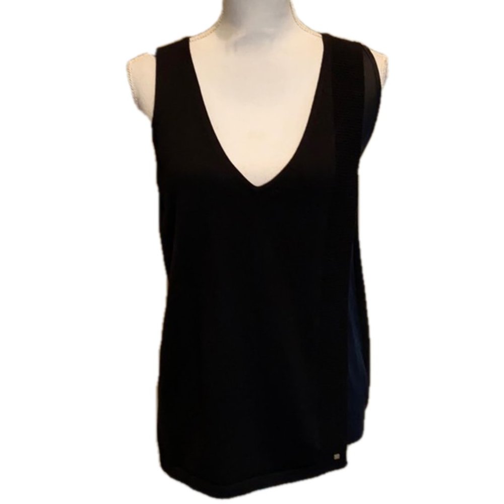 One Grey Day Deep V-Neck Tank Black Knit